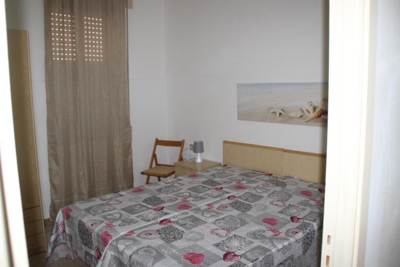 Borgo Spiaggia Vista Mare Isola Rossa Bagian luar foto
