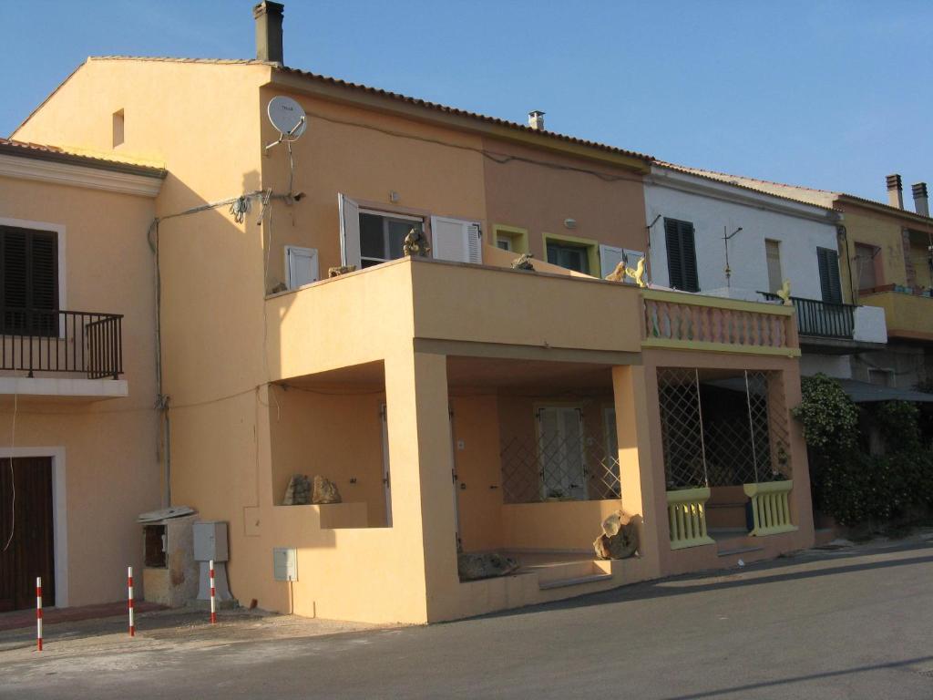 Borgo Spiaggia Vista Mare Isola Rossa Ruang foto